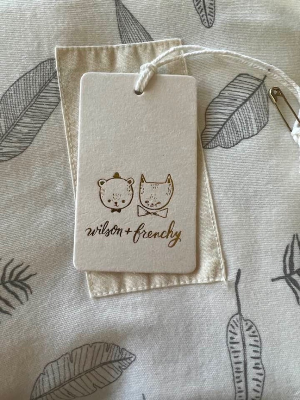 Wilson & Frenchy Crib Sheet Set